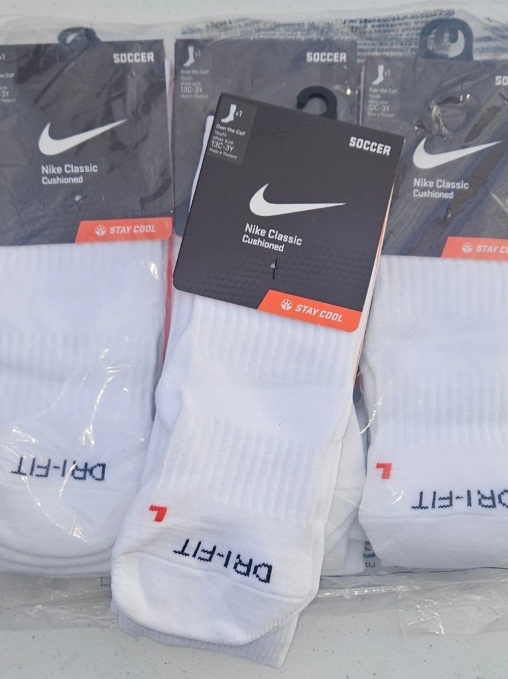 4 Nike Kid's Small White Classic Cushioned Soccer Socks Sealed New